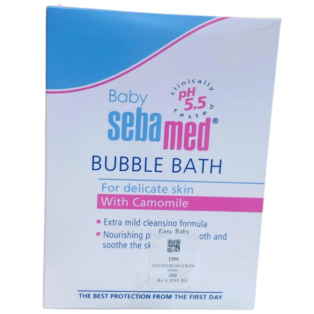 Front view of the 500ml Sebamed Baby Bubble Bath packaging box, displaying the pH 5.5 clinical stamp and product benefits highlighting its extra mild cleansing formula with Camomile.